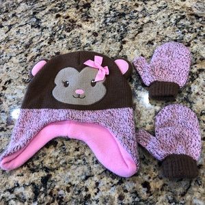 Toddler girl hat and mittens set